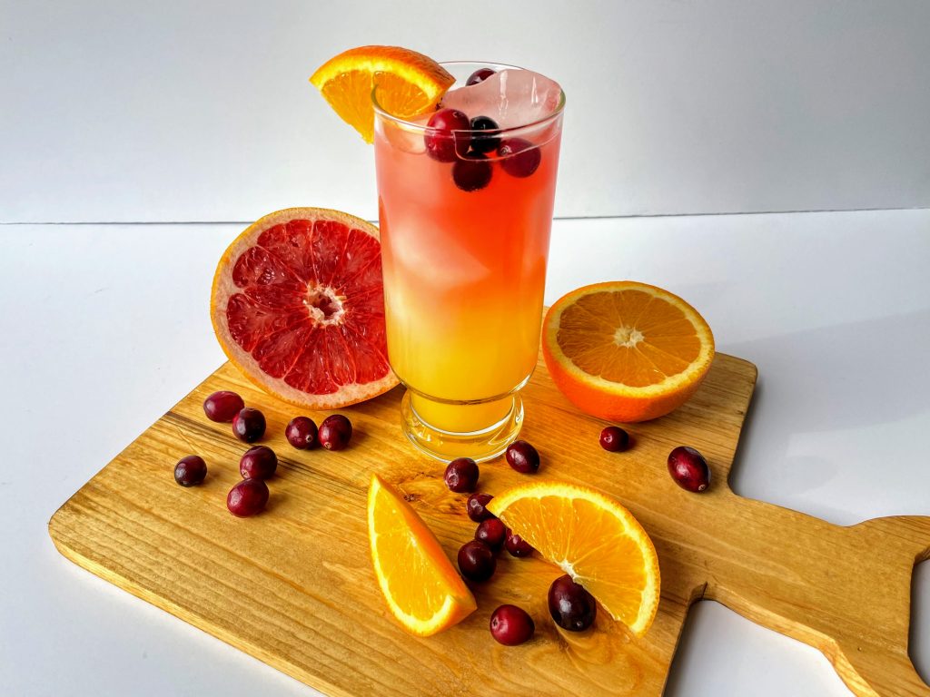 Low Calorie Cranberry Citrus Mocktail 